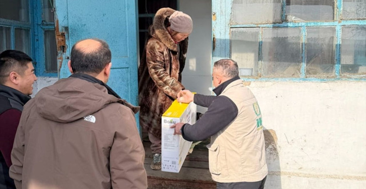 İHH Kırgızistan ve Kazakistan'da Kış Yardımı Dağıttı