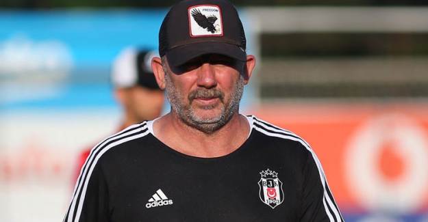İki Futbolcuyu Gönderdi 27 Milyon TL'lik Yükten Kurtuldu