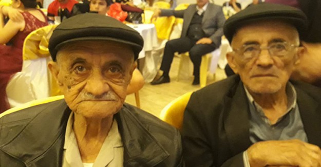 İki Kardeş 18 Saat Arayla Hayata Veda Etti