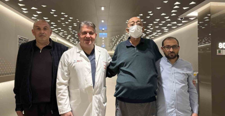 İki Kişinin Karaciğeriyle Yeniden Hayata Döndü