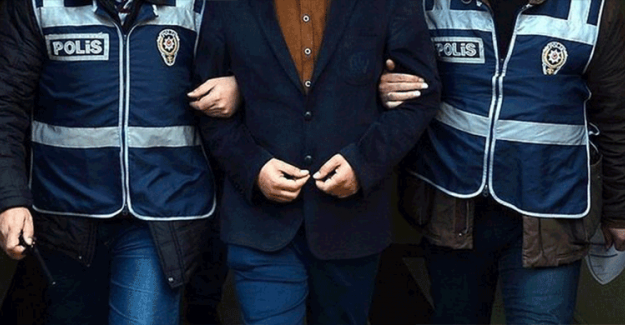 İki Üst Düzey FETÖ'cü Yurtdışına Kaçmaya Çalışırken Yakalandı