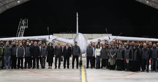 İlericiler Heykelcilik Yaparken, 'Gerici' Dedikleri Türkiye'yi Teknoloji Devi Yapıyor!