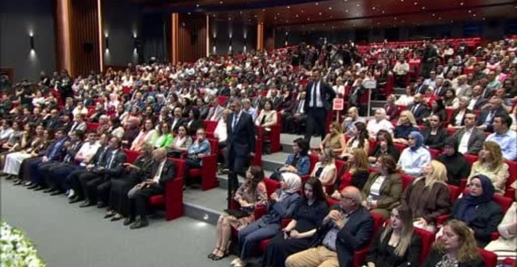 İletişim başkanı Duran, çocukların dijital mahremiyetine dikkat çekti
