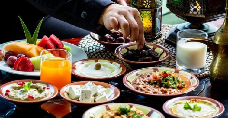 İlk iftar ne zaman olacak? İstanbul, Ankara, İzmir, Konya, Adana ilk oruç günü iftar saatleri