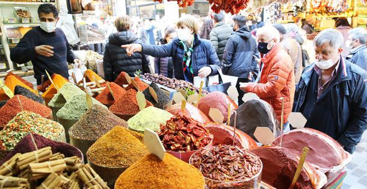 İlk Sahur Öncesi İstanbul'da Alışveriş Yoğunluğu Yaşanıyor
