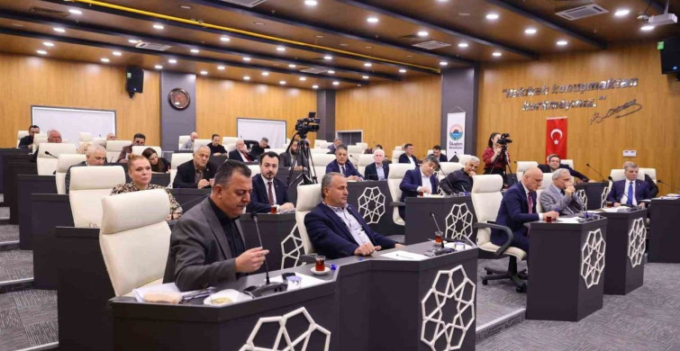 İlkadım Belediye Başkanı Kurnaz Borçsuz Bütçe Açıklaması Yaptı