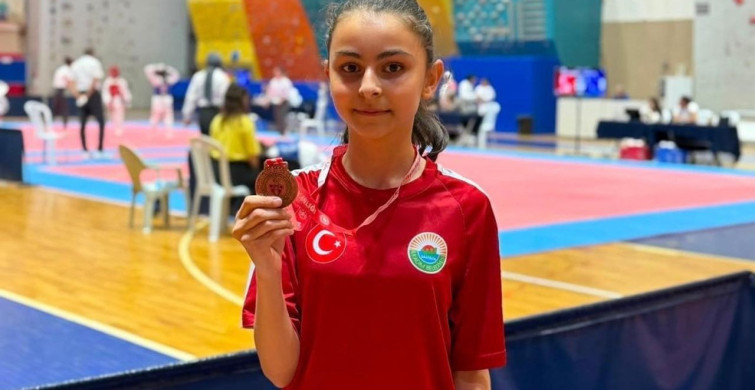 İlkadım Tekvando Takımı, İl Şampiyonası'nda Fırtına Gibi Esti