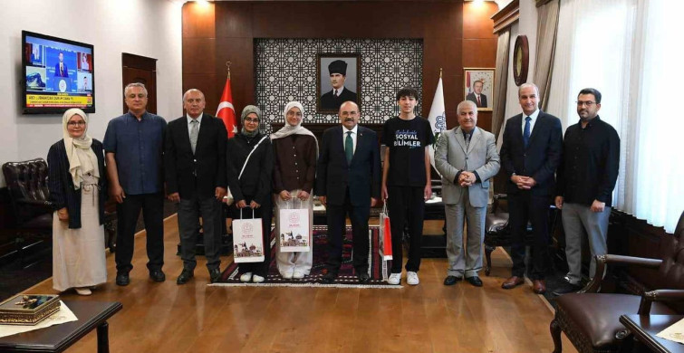 İmam Birgivi’nin yarışmasında genç kalemler ödüllendirildi
