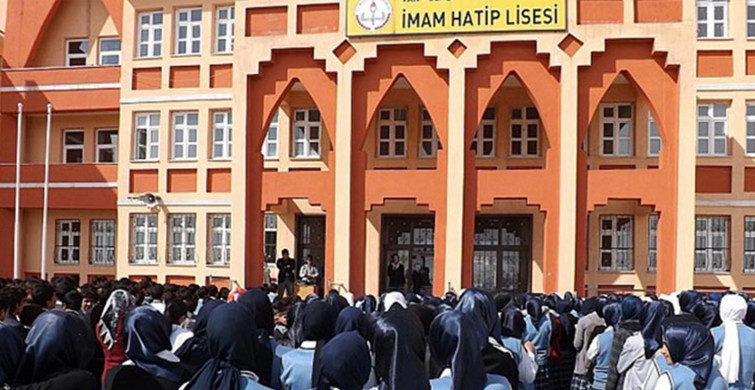 İmam Hatip Liselerinde Robotik ve Kodlamadan Yoğunlaştırılmış Dil Programlarına Ağırlık Verilecek