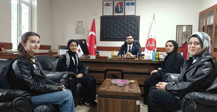 İmam Hatip Öğrencilerinden Anlamlı Yardım