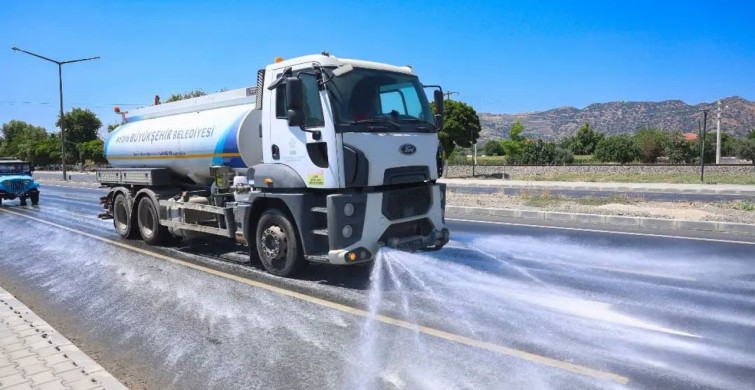 İncirliova karayolunda temizlik çalışmaları tamamlandı