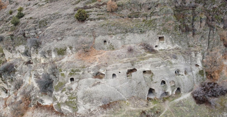 İndağı Kaya Mezarları: Tarih ve Doğanın Buluştuğu Yer