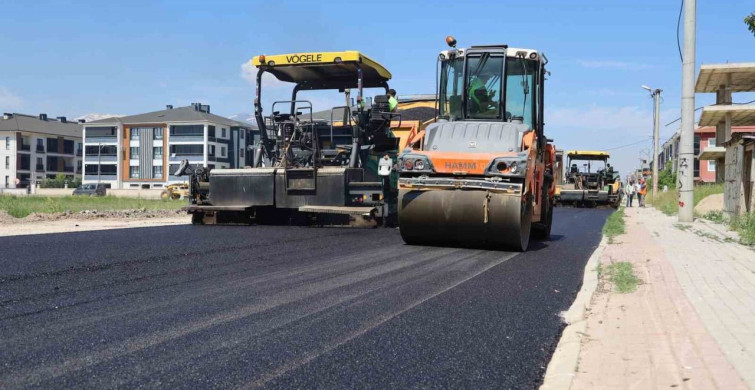 İnegöl'de Altyapı Çalışmaları Hızla Devam Ediyor