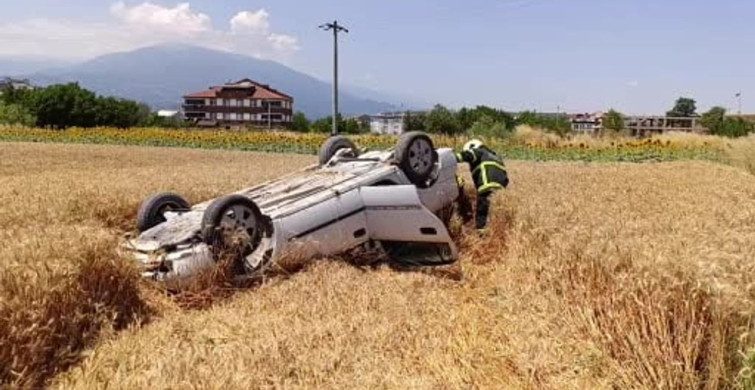 İnegöl'de kontrolden çıkan otomobil buğday tarlasına uçtu: 1 yaralı