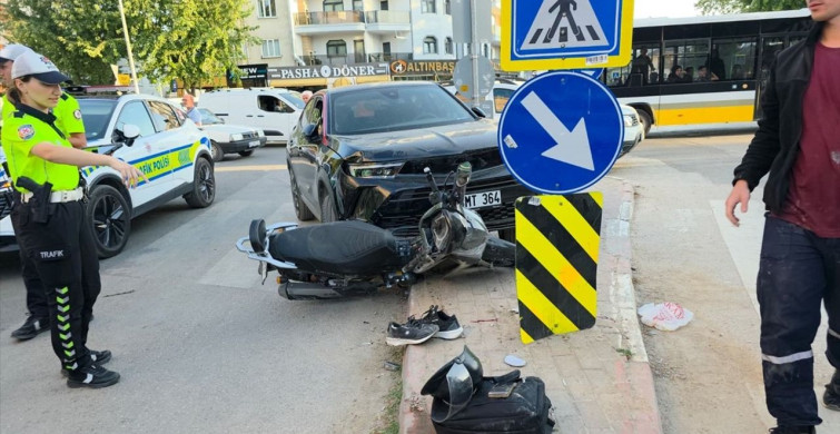 İnegöl'de Motosiklet-Cip Çarpışması: İki Yaralı