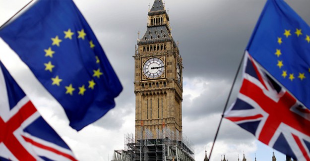 İngiltere Avam Kamarası'ndan Flaş Karar: Brexit Ertelendi !