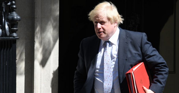 İngiltere Başbakanı Boris Johnson Yoğun Bakıma Kaldırıldı!