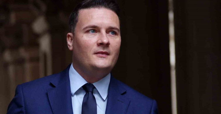 İngiltere'de Eski Sağlık Bakanı Wes Streeting'ten Starmer'a Rekabet Çağrısı