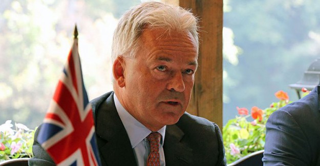 İngiltere'nin Avrupa Bakanı Alan Duncan İstifa Etti