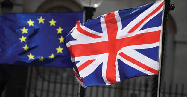 İngiltere'nin Brexit'le İmtihanı Devam Ediyor: Reddedilirse Seçime Katılacaklar