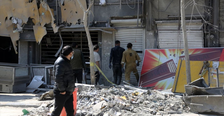 İnkilap Meydanı'nda ABD-İsrail Saldırılarının Zararları