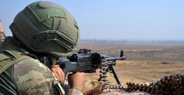 Irak'ın Metine Bölgesinde 4 Terörist Etkisiz Hale Getirildi