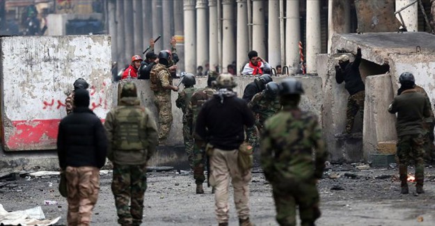 Irak'ta Gösteriler Nedeniyle Petrol Üretimi Askıya Alındı