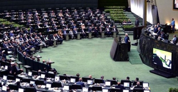 İranlı Milletvekili Mahmud Sadıki Korona Virüse Yakalandığını Açıkladı