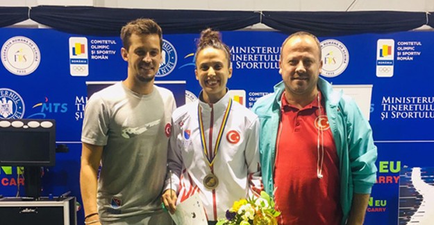 İrem Karamete Bükreş'te Bronz Madalyanın Sahibi Oldu