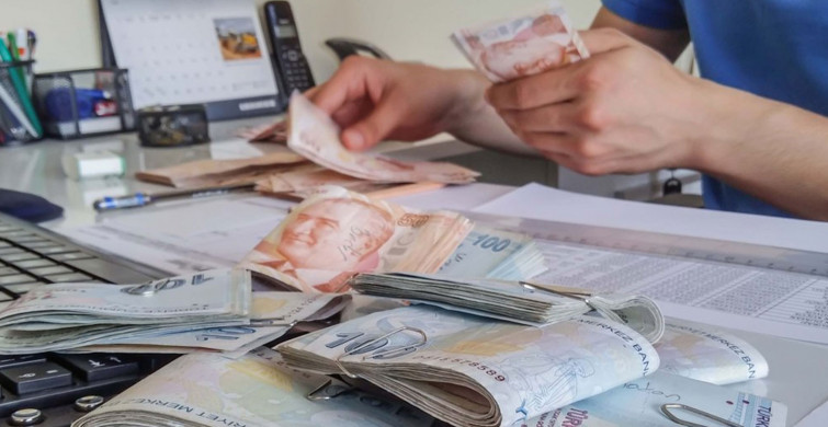 İş bırakanlara İŞKUR'dan ödeme desteği! Kimllikle başvurmak yeterli... Tam 10 ay boyunca alabilirsiniz