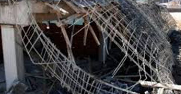 İşçi Beton Altında Kaldı Hayatını Kaybetti