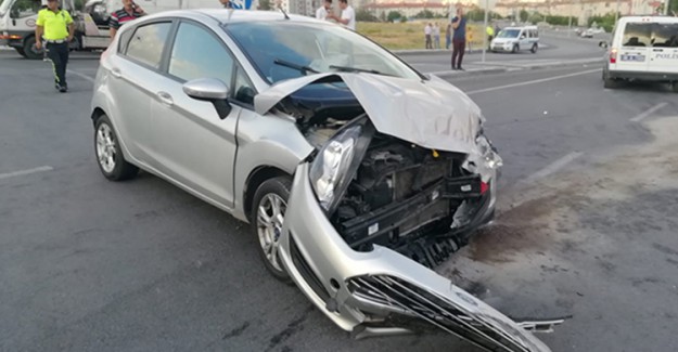 İşçi Servisi Kaza Yaptı: 10 Yaralı 