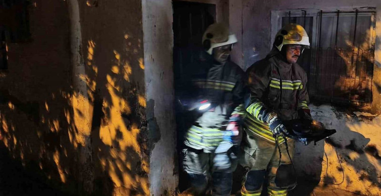 İskenderun’da müstakil evde yangın çıktı