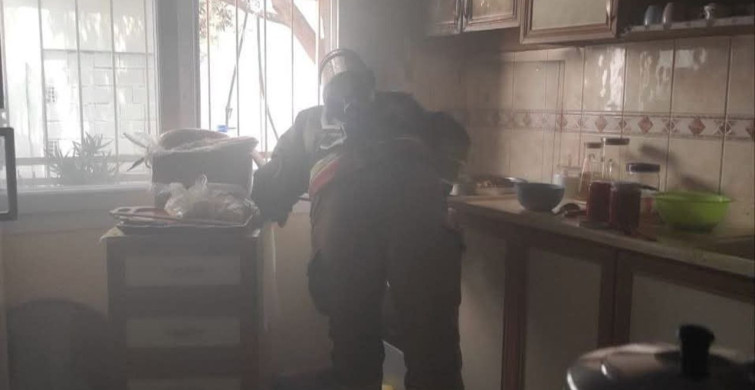 İskenderun'da ocakta unutulan yemek yangına neden oldu