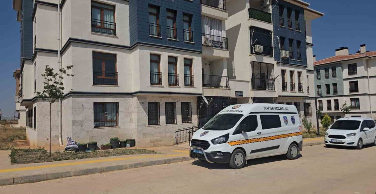 İslahiye'de evinde ağır yaralanan kadın hastanede hayatını kaybetti