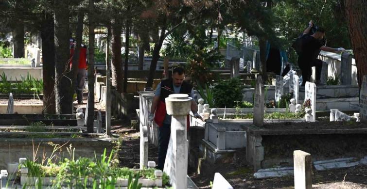 Isparta Mezarlıkları Kurban Bayramı İçin Hazırlandı