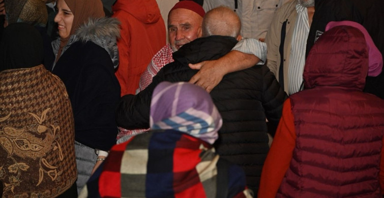 Isparta'dan 194 Umreci Kutsal Topraklara Uğurlandı