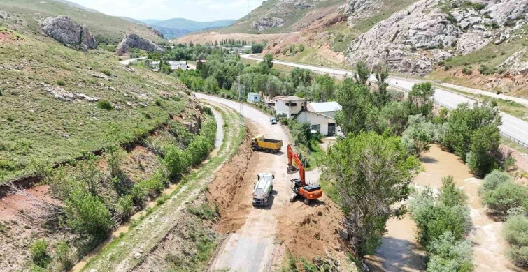 İspir grup yolu asfalt çalışmaları başlatıldı