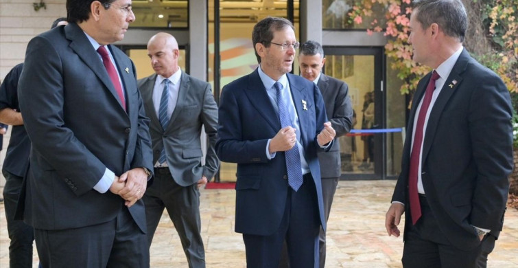 İsrail Cumhurbaşkanı Herzog, ABD'li Temsilci Waltz ile Görüştü