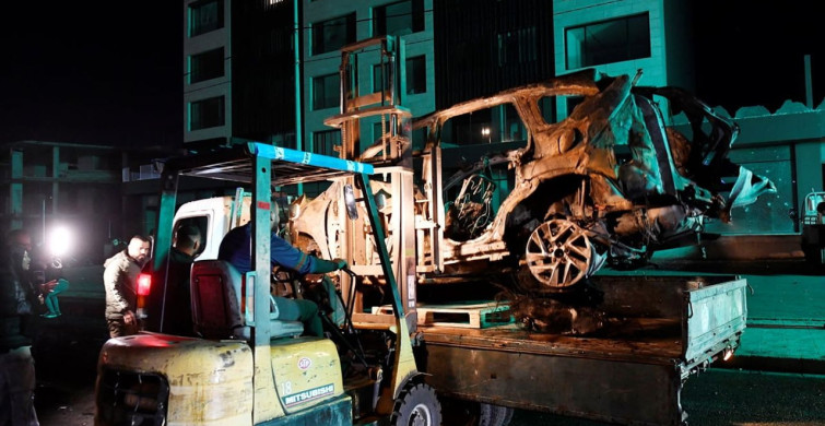 İsrail'in Beyrut'ta Hava Saldırısı: 2 Araç Hedef Alındı