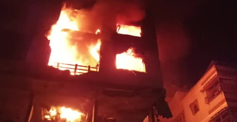 İsrail'in Gazze Şeridi'ne Hava Saldırısı: 7 Kişi Hayatını Kaybetti