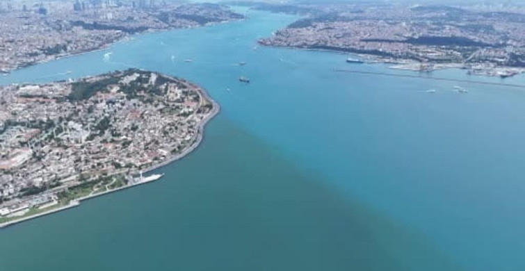 İstanbul Boğazı'nda Eşsiz Turkuaz Görüntüler