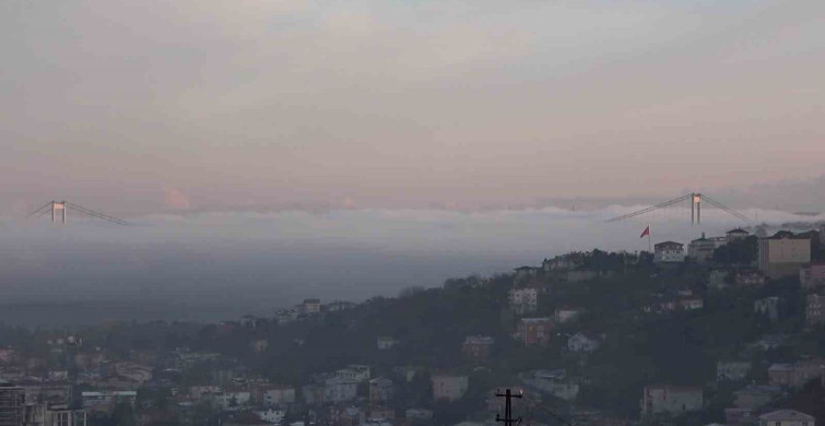 İstanbul Boğazı'nda Yoğun Sis Hava Şartlarını Etkiliyor