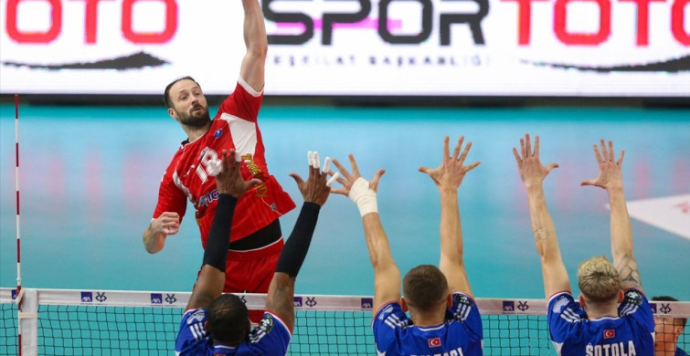 İstanbul Büyükşehir Belediyespor, AXA Sigorta Kupa Voley'de Çeyrek Finale Yükseldi