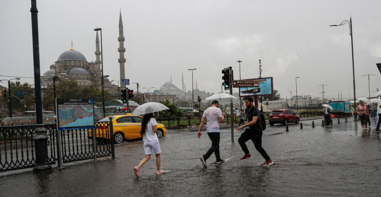İstanbul Dahil 24 İlde Sağanak Alarmı! Meteoroloji Tarih Verdi