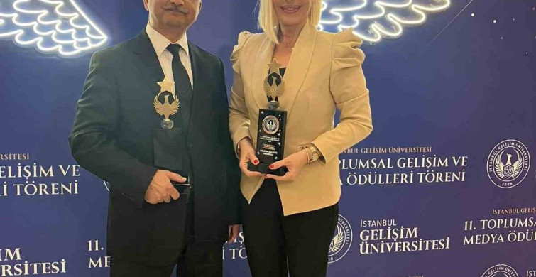 İstanbul gelişim üniversitesi 11. toplumsal gelişim ve medya ödülleri sahiplerini buldu