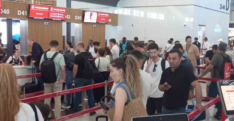 İstanbul havalimanı'nda yaz tatili yoğunluğu