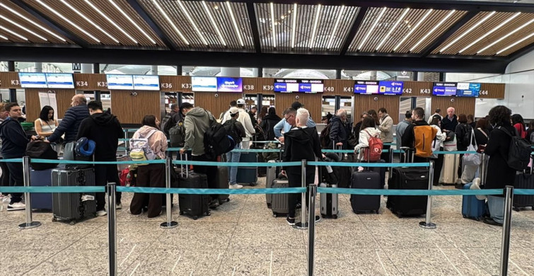 İstanbul Havalimanlarında Tatil Yoğunluğu Başladı