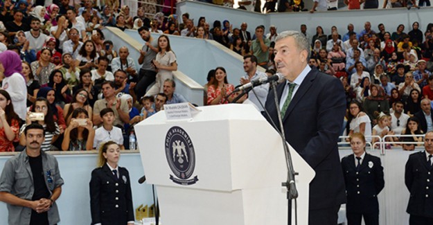 İstanbul İl Emniyet Müdürü Dr. Mustafa Çalışkan'dan Yeni Polislere Nasihat