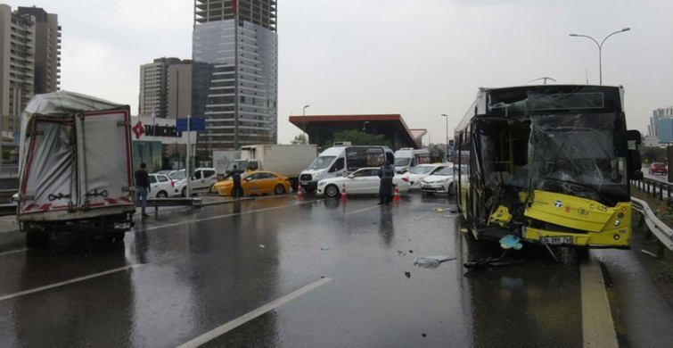 İstanbul Maltepe'de İETT Otobüsü ile Kamyonet Çarpıştı